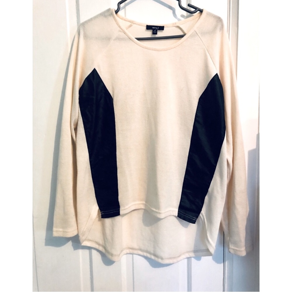 [VERY J] BNWOT Faux Leather Panel Top